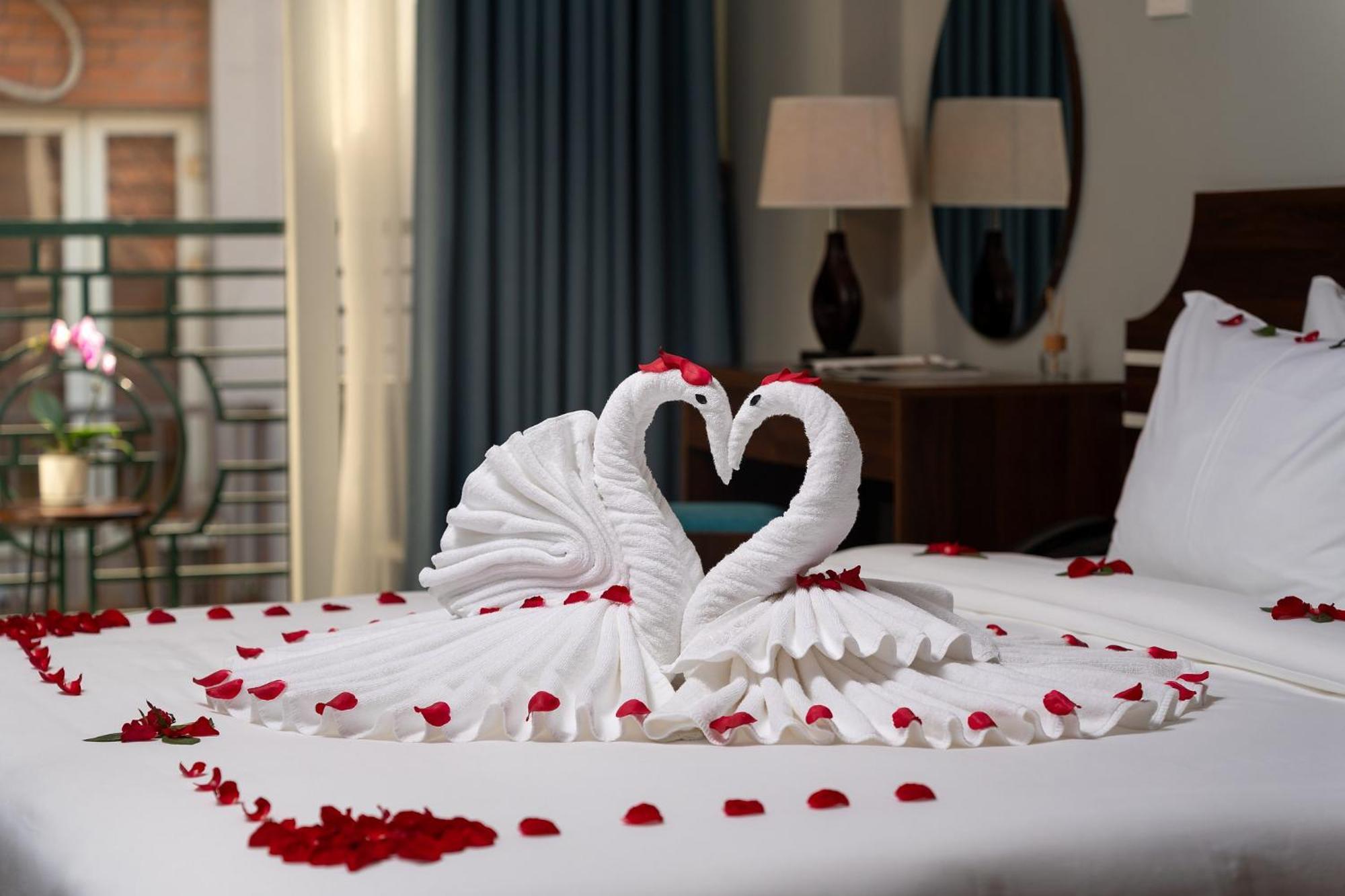 Hotel Astoria - St Joseph Cathedral 3*
